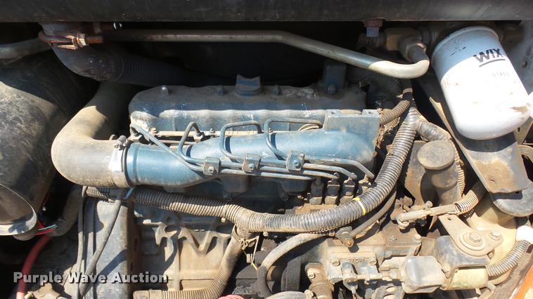 image for item DB3304 1999 Bobcat 773F skid steer