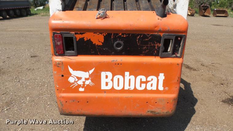 image for item DB3304 1999 Bobcat 773F skid steer