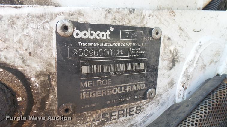 image for item DB3304 1999 Bobcat 773F skid steer