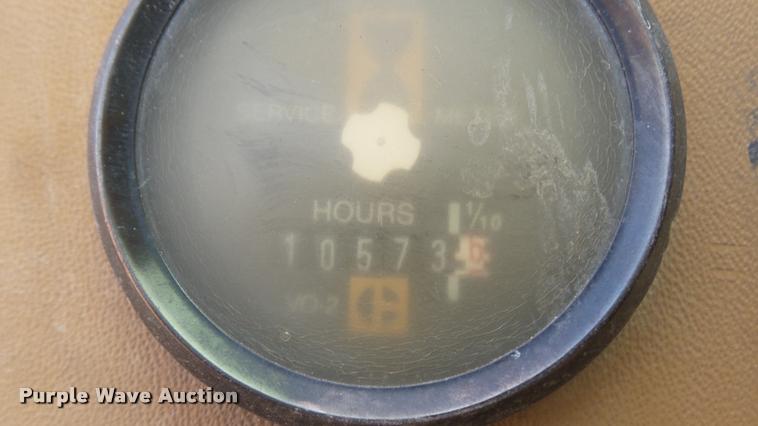 image for item DB3307 1990 Caterpillar 235C excavator