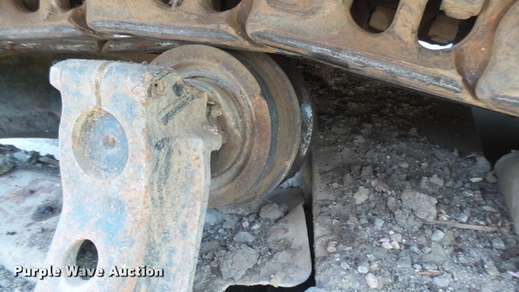 image for item DB3307 1990 Caterpillar 235C excavator