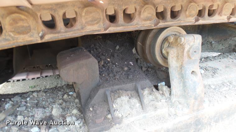 image for item DB3307 1990 Caterpillar 235C excavator