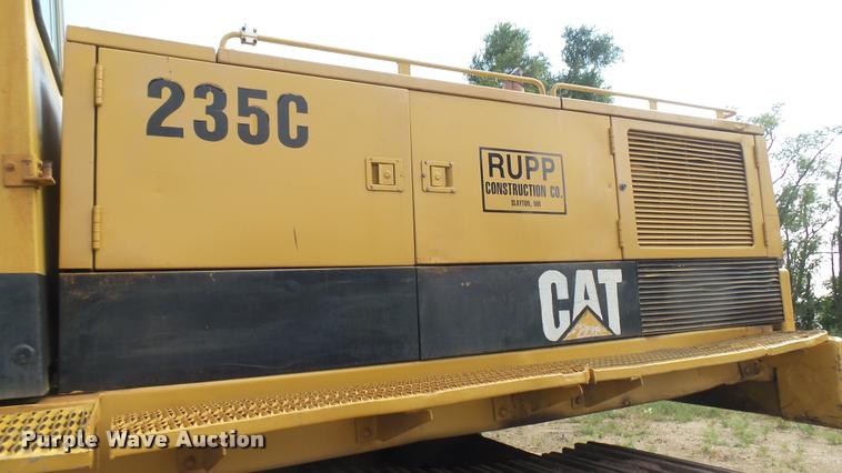 image for item DB3307 1990 Caterpillar 235C excavator