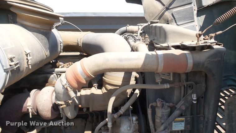 image for item DB3318 1994 Mack CH613 tank truck