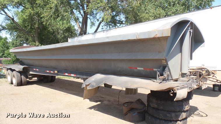 image for item DB3319 1997 Smithco SC2002 side dump trailer