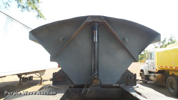 image for item DB3319 1997 Smithco SC2002 side dump trailer