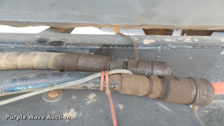 image for item DB3319 1997 Smithco SC2002 side dump trailer