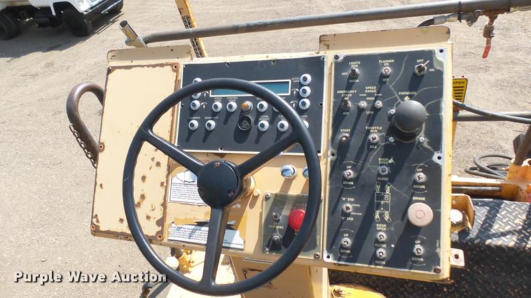 image for item DB3324 2001 CMI RS-800 reclaimer