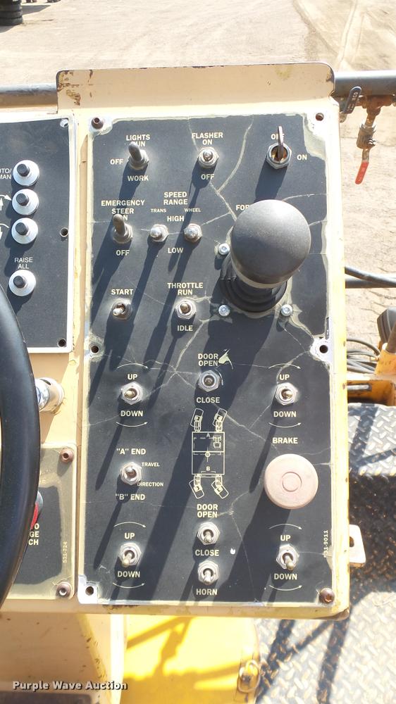 image for item DB3324 2001 CMI RS-800 reclaimer