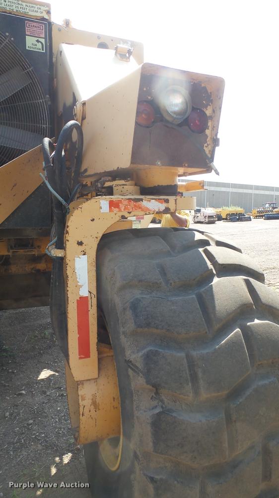 image for item DB3324 2001 CMI RS-800 reclaimer