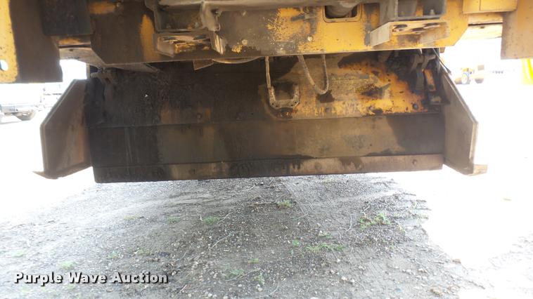 image for item DB3324 2001 CMI RS-800 reclaimer