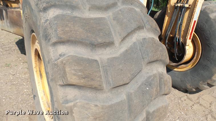 image for item DB3324 2001 CMI RS-800 reclaimer