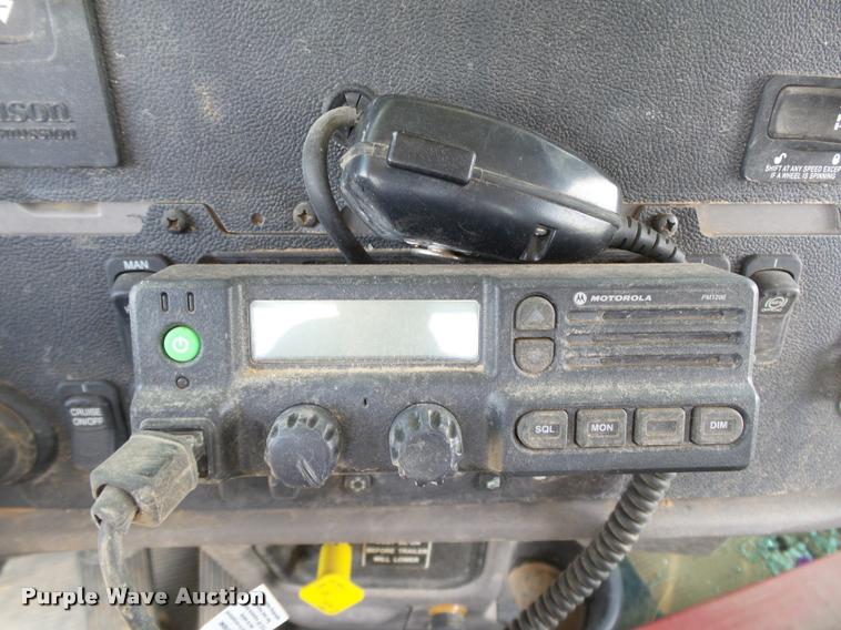 image for item DB4077 2015 Peterbilt 365 ready mix truck