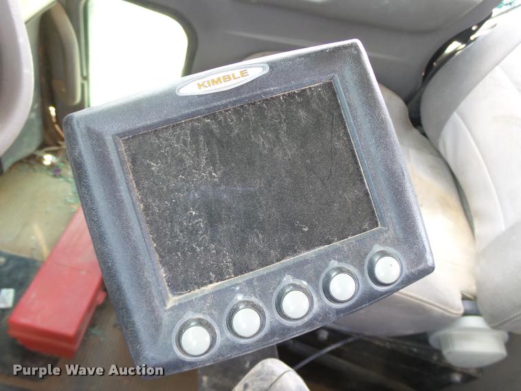 image for item DB4077 2015 Peterbilt 365 ready mix truck