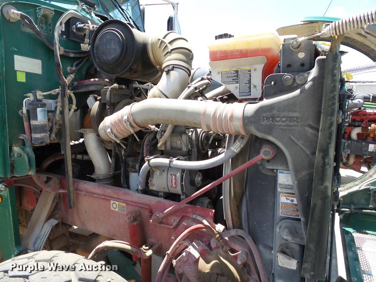 image for item DB4077 2015 Peterbilt 365 ready mix truck