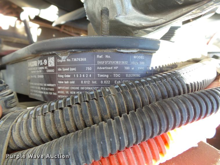 image for item DB4077 2015 Peterbilt 365 ready mix truck