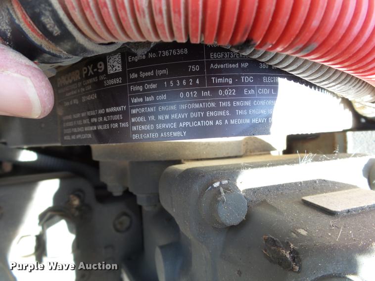 image for item DB4077 2015 Peterbilt 365 ready mix truck