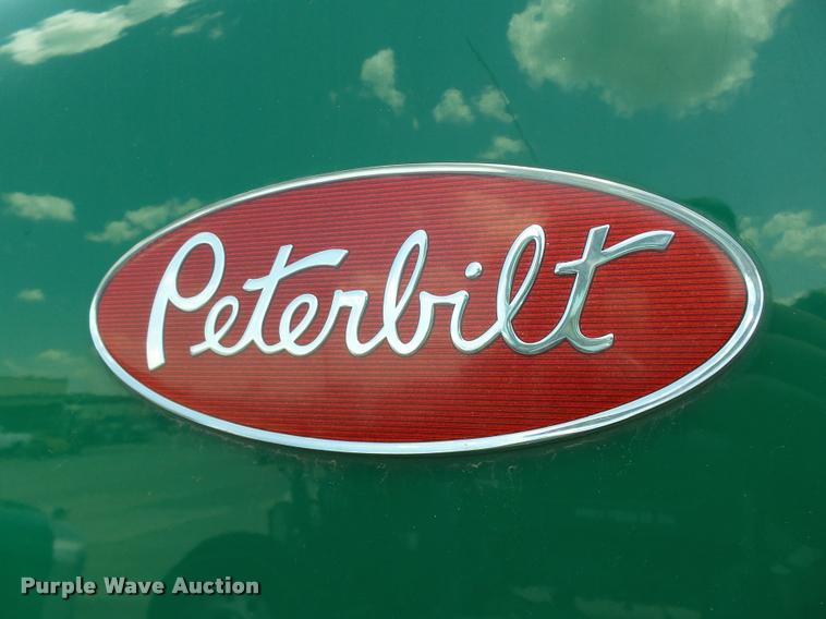 image for item DB4077 2015 Peterbilt 365 ready mix truck