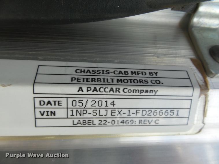 image for item DB4077 2015 Peterbilt 365 ready mix truck