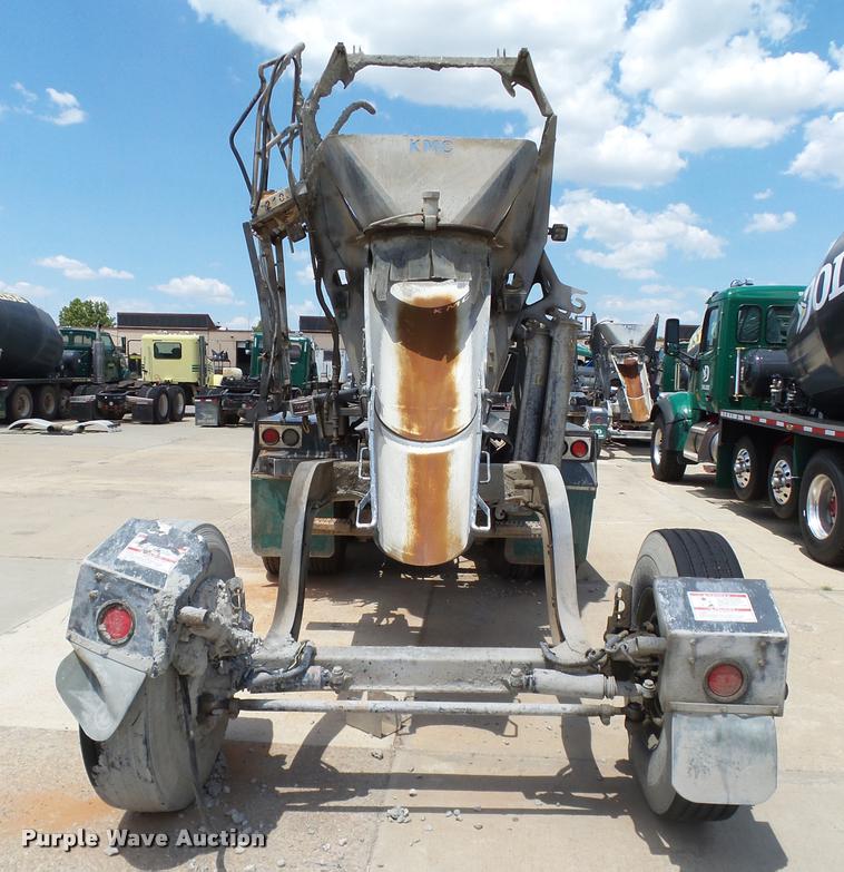 image for item DB4078 2013 Peterbilt 365 ready mix truck