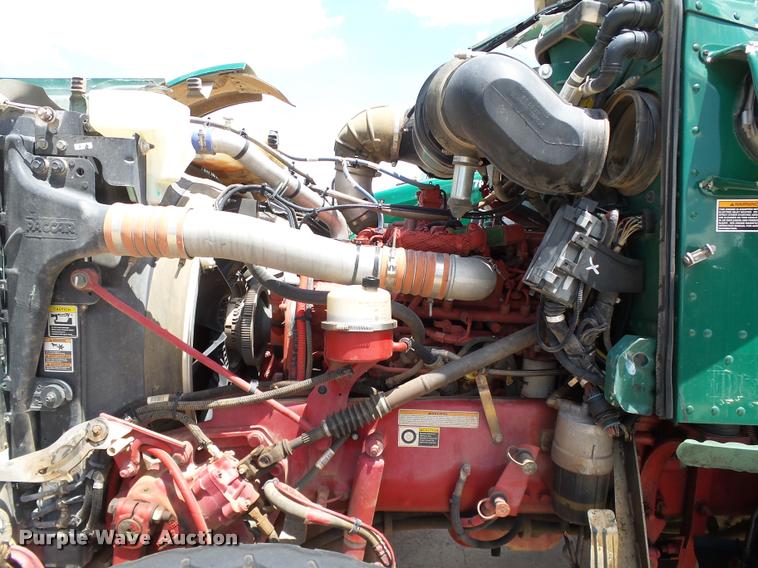 image for item DB4078 2013 Peterbilt 365 ready mix truck