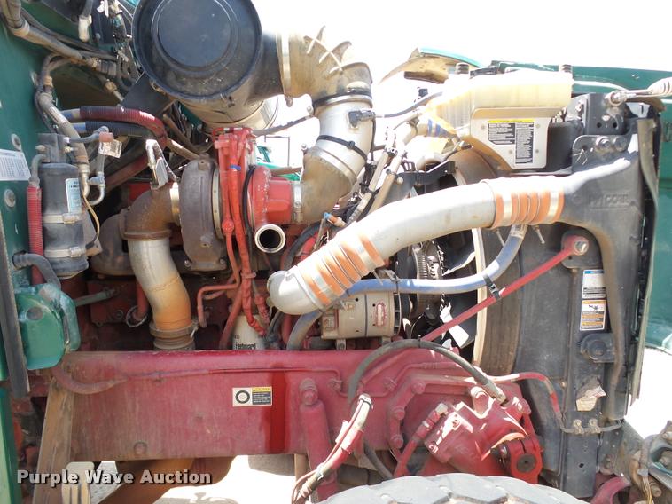 image for item DB4078 2013 Peterbilt 365 ready mix truck