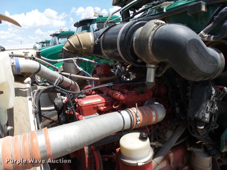 image for item DB4078 2013 Peterbilt 365 ready mix truck