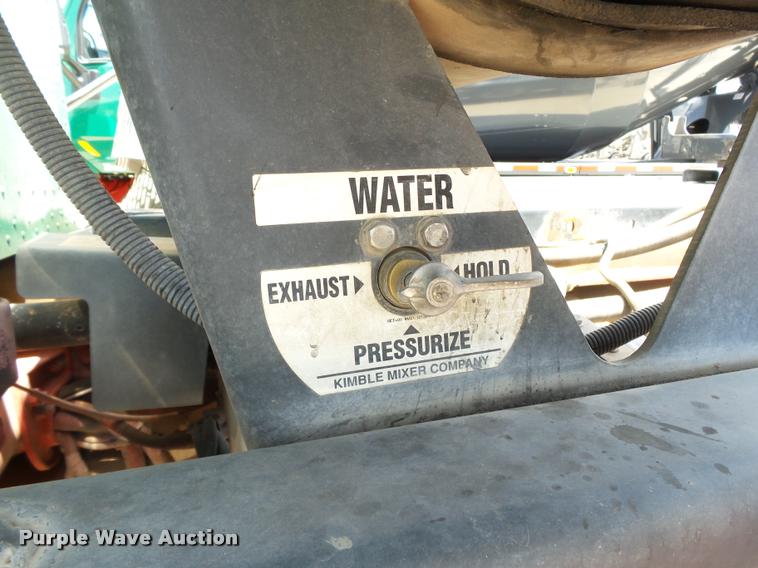 image for item DB4078 2013 Peterbilt 365 ready mix truck