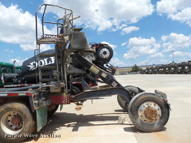 image for item DB4078 2013 Peterbilt 365 ready mix truck