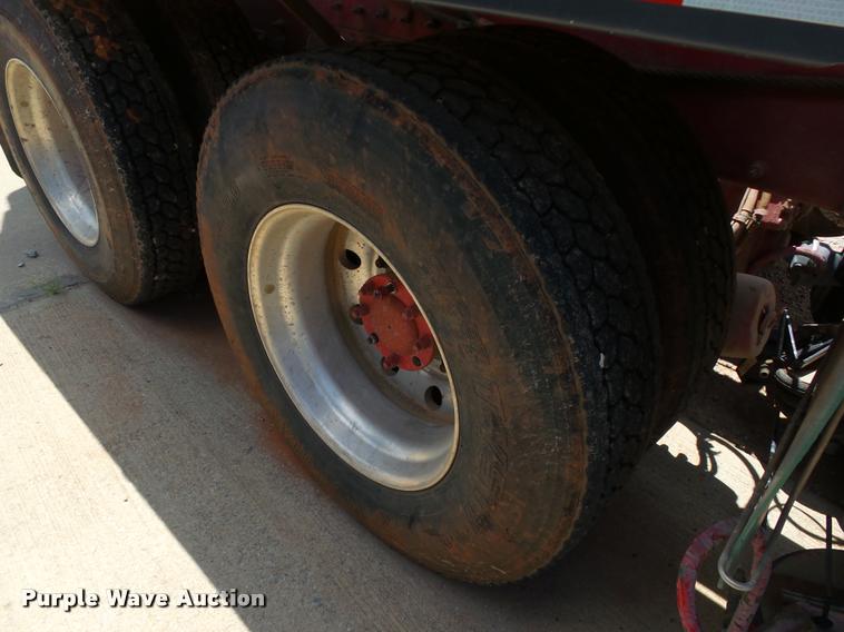 image for item DB4078 2013 Peterbilt 365 ready mix truck