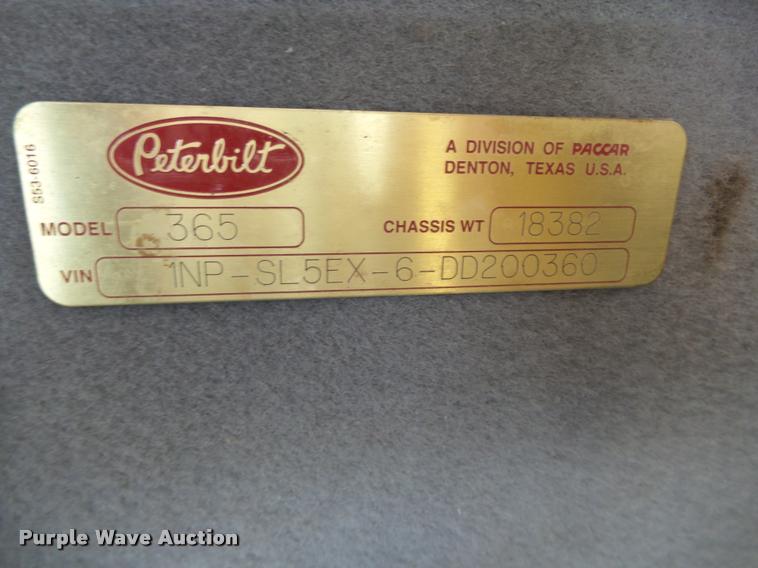 image for item DB4078 2013 Peterbilt 365 ready mix truck