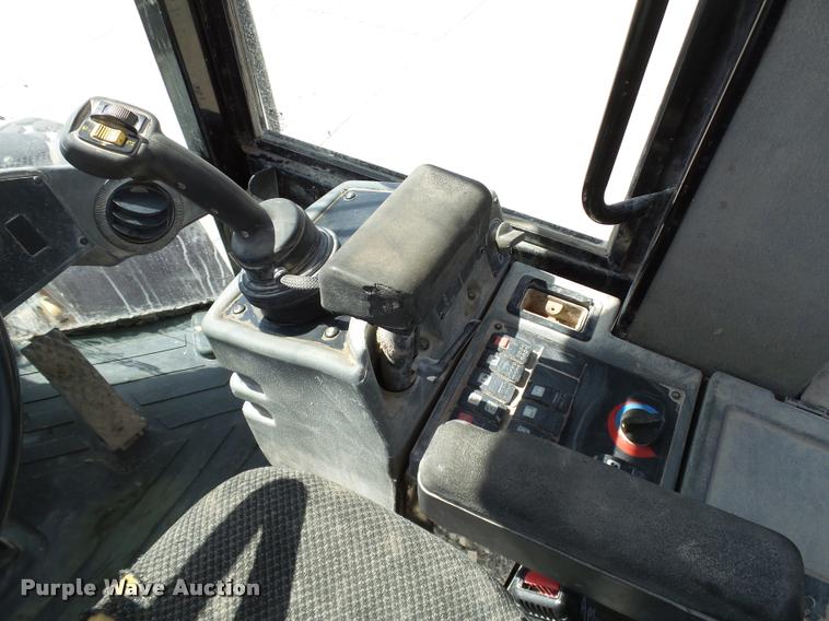 image for item DB4081 2008 Caterpillar 930H wheel loader