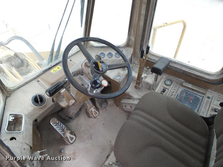 image for item DB4726 1988 Caterpillar 950E wheel loader