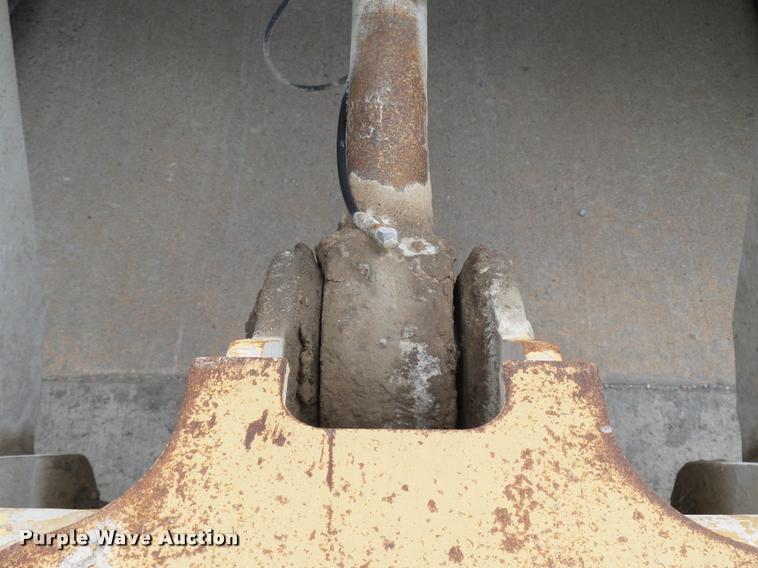 image for item DB4726 1988 Caterpillar 950E wheel loader