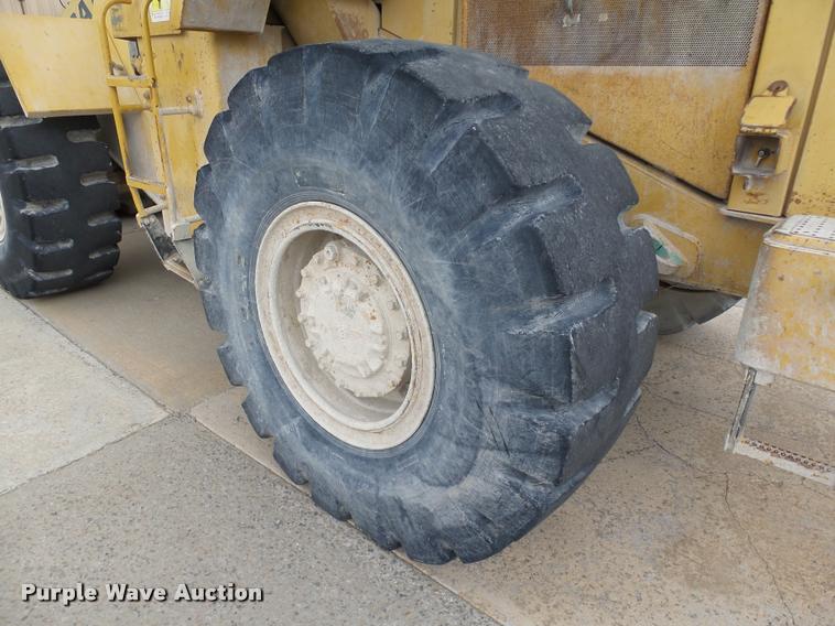image for item DB4726 1988 Caterpillar 950E wheel loader