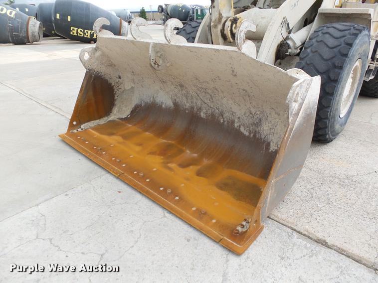 image for item DB4730 1987 Caterpillar 950B wheel loader