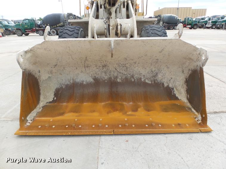 image for item DB4730 1987 Caterpillar 950B wheel loader