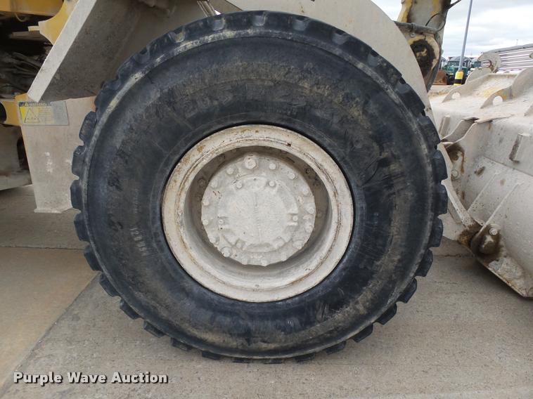 image for item DB4730 1987 Caterpillar 950B wheel loader