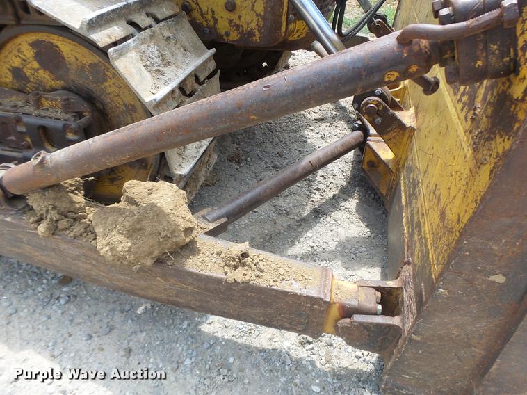 image for item DB5823 1963 Caterpillar D7E dozer