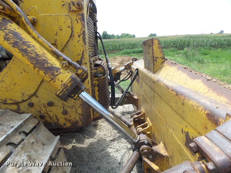 image for item DB5823 1963 Caterpillar D7E dozer