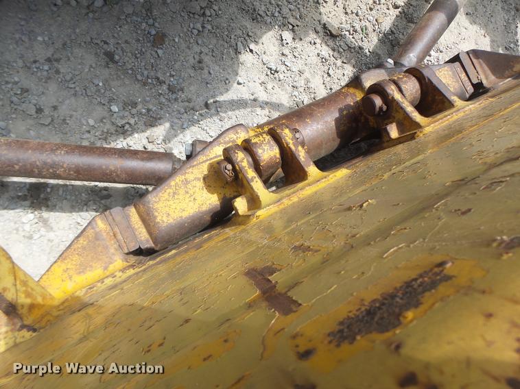 image for item DB5823 1963 Caterpillar D7E dozer