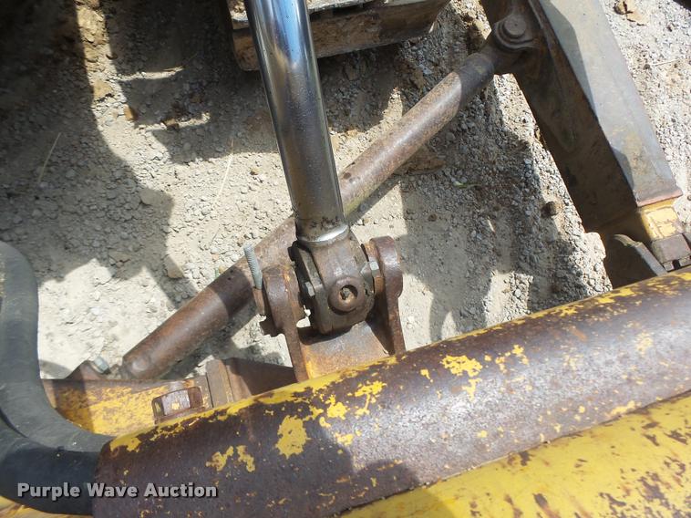 image for item DB5823 1963 Caterpillar D7E dozer