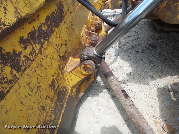 image for item DB5823 1963 Caterpillar D7E dozer