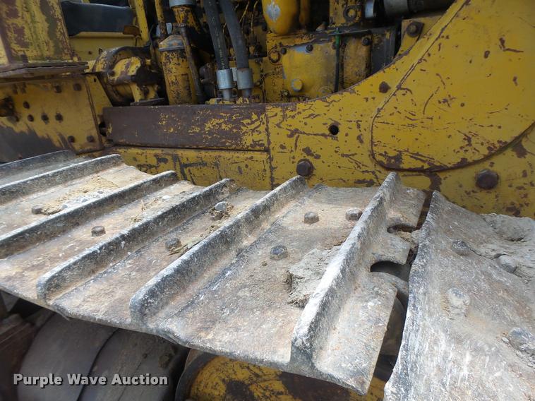 image for item DB5823 1963 Caterpillar D7E dozer