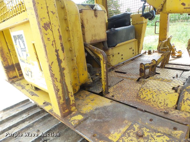 image for item DB5823 1963 Caterpillar D7E dozer