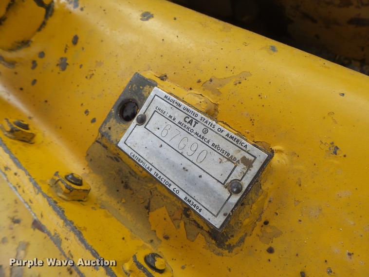 image for item DB5823 1963 Caterpillar D7E dozer