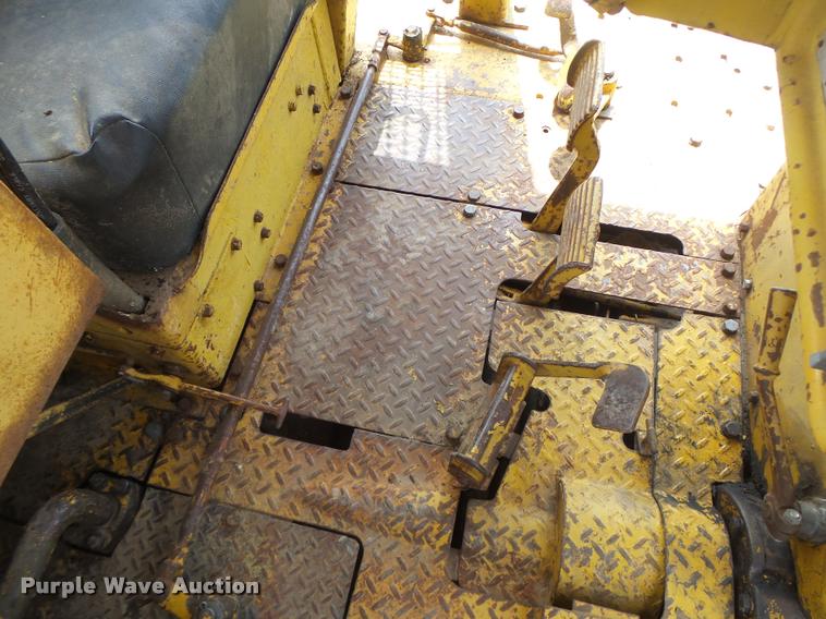 image for item DB5823 1963 Caterpillar D7E dozer