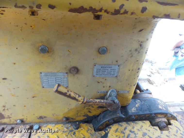 image for item DB5823 1963 Caterpillar D7E dozer