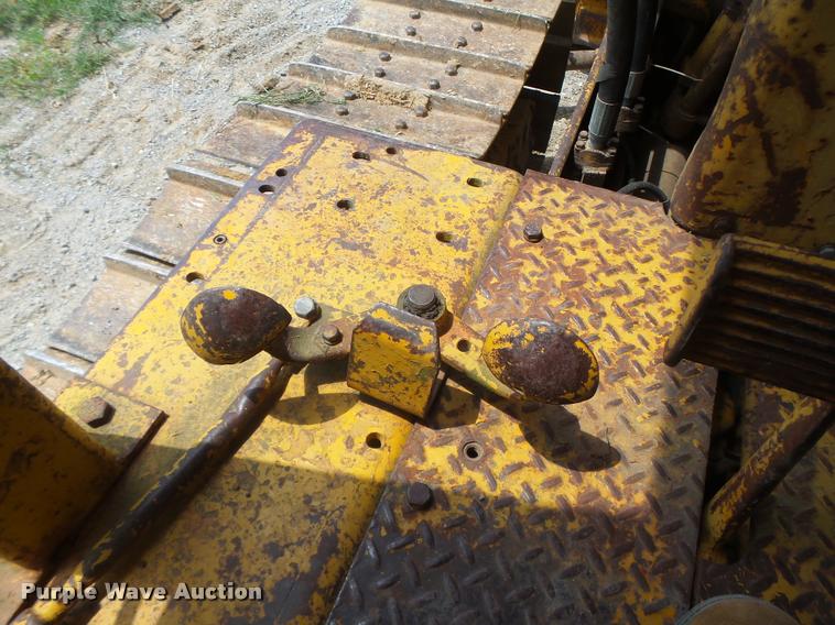 image for item DB5823 1963 Caterpillar D7E dozer
