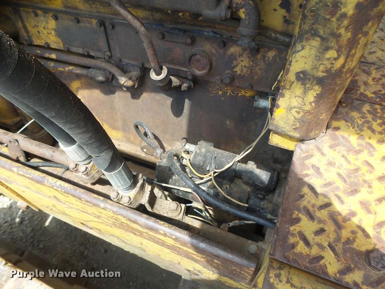 image for item DB5823 1963 Caterpillar D7E dozer